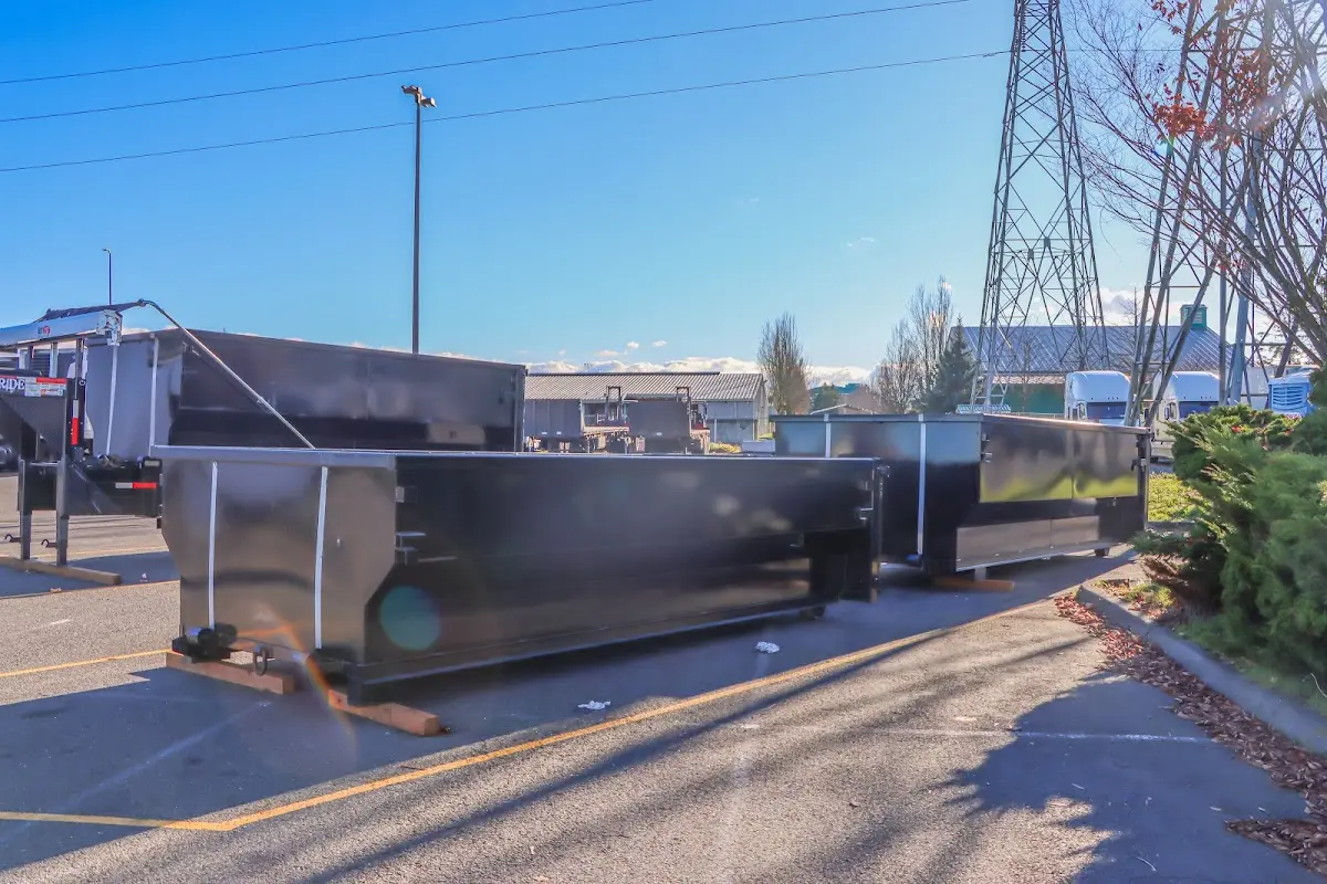 Roll-off dumpster ready for waste disposal at job site for Construction Dumpster Rental in Minneola